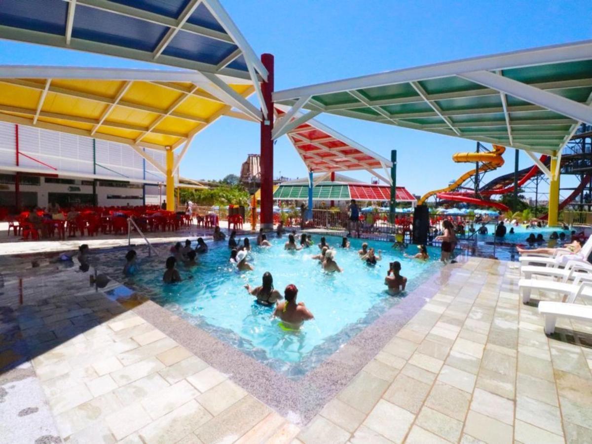 Caldas Novas Imperio Romano Com 1 Dia No Acqua Park מראה חיצוני תמונה