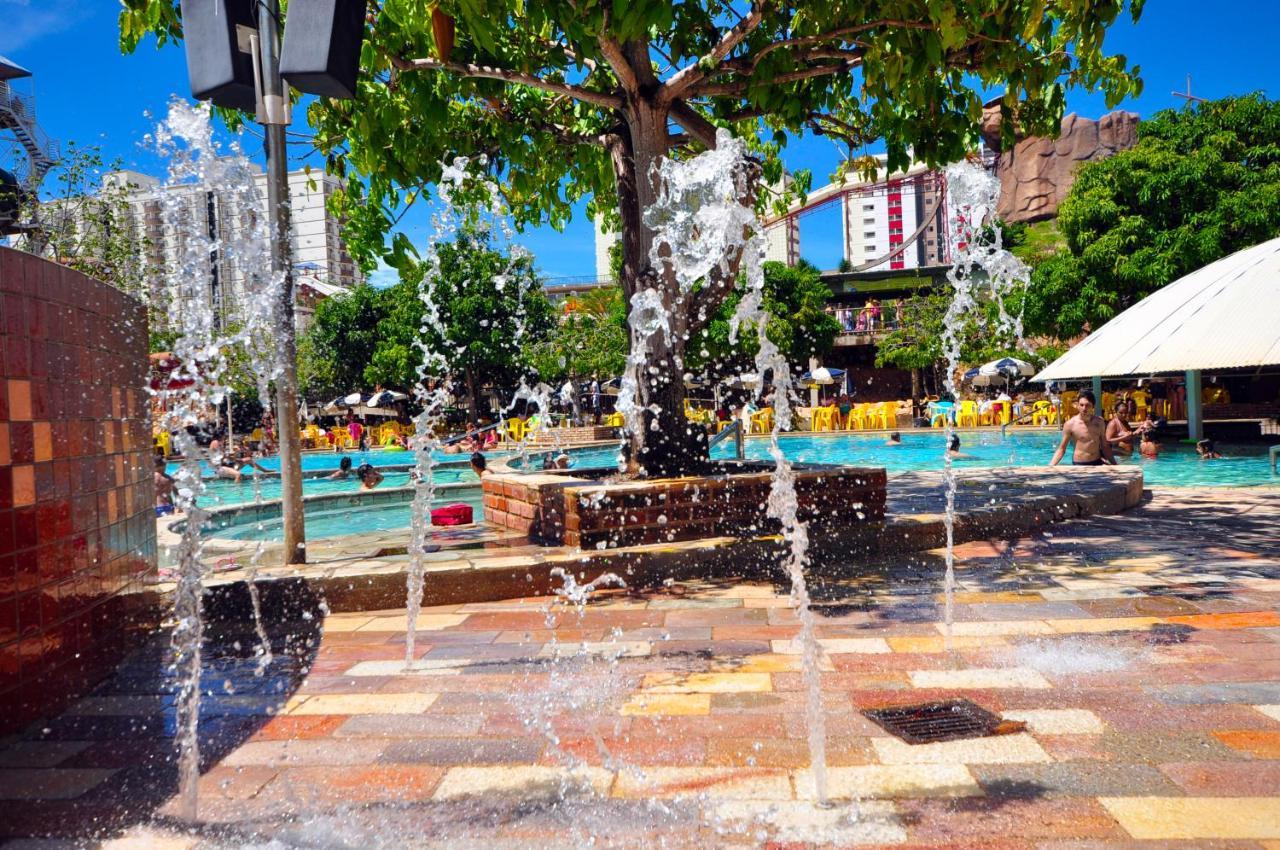 Caldas Novas Imperio Romano Com 1 Dia No Acqua Park מראה חיצוני תמונה